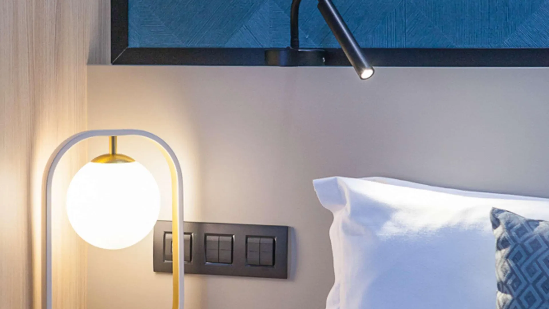 Best Western Plus Opera Batignolles Paris 4*,