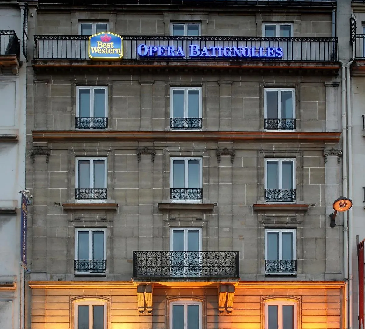 Best Western Plus Opéra Batignolles Paris 4*,  Frankreich