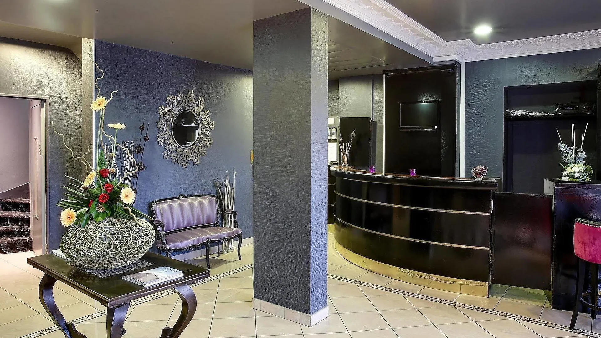 Best Western Plus Opéra Batignolles Paris 4*,