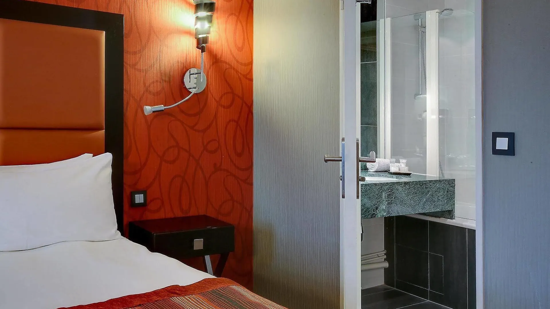 Best Western Plus Opéra Batignolles Paris