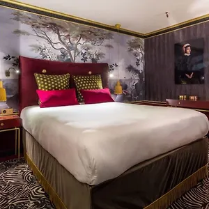 Snob By Elegancia Hotel